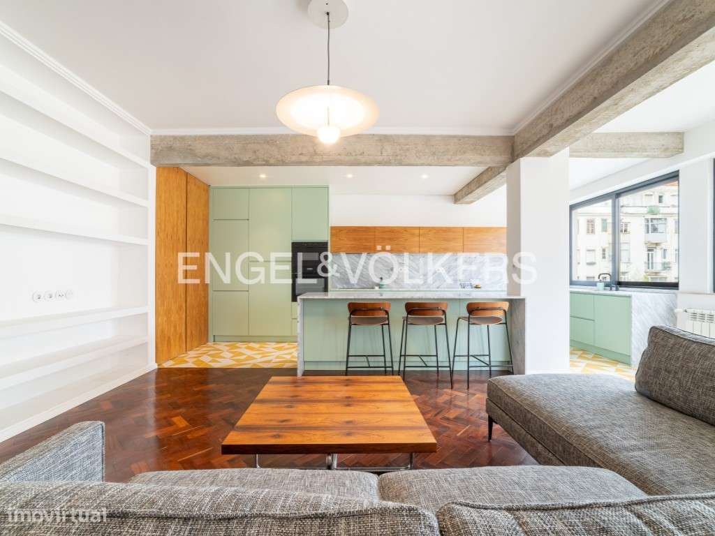 Apartamento T3 renovado no Principe Real-5