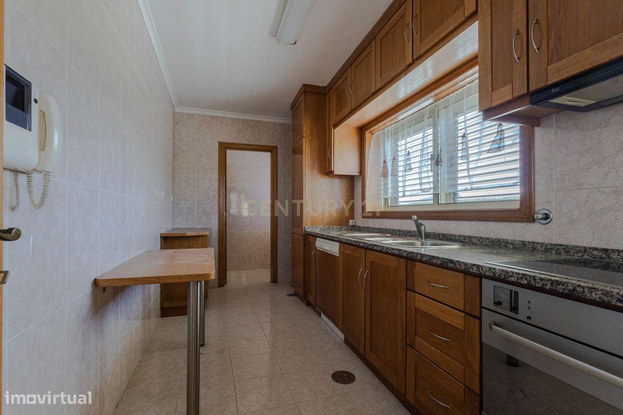 Soberbo Apartamento T2 com Vista Mar Canidelo-13
