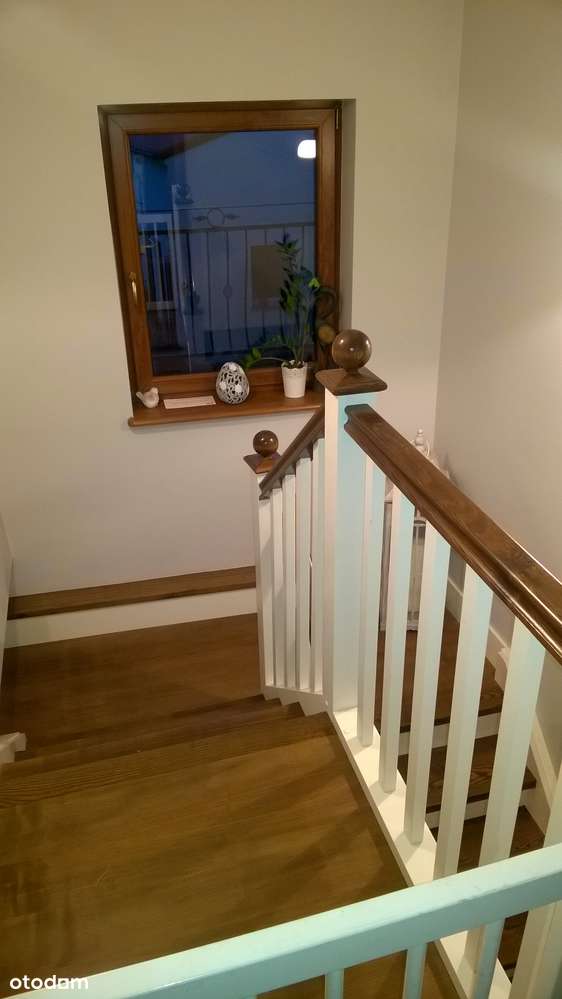 Wygodny dom mieszkalny z funkcją użytkową - Pełny obrazek: 5/18