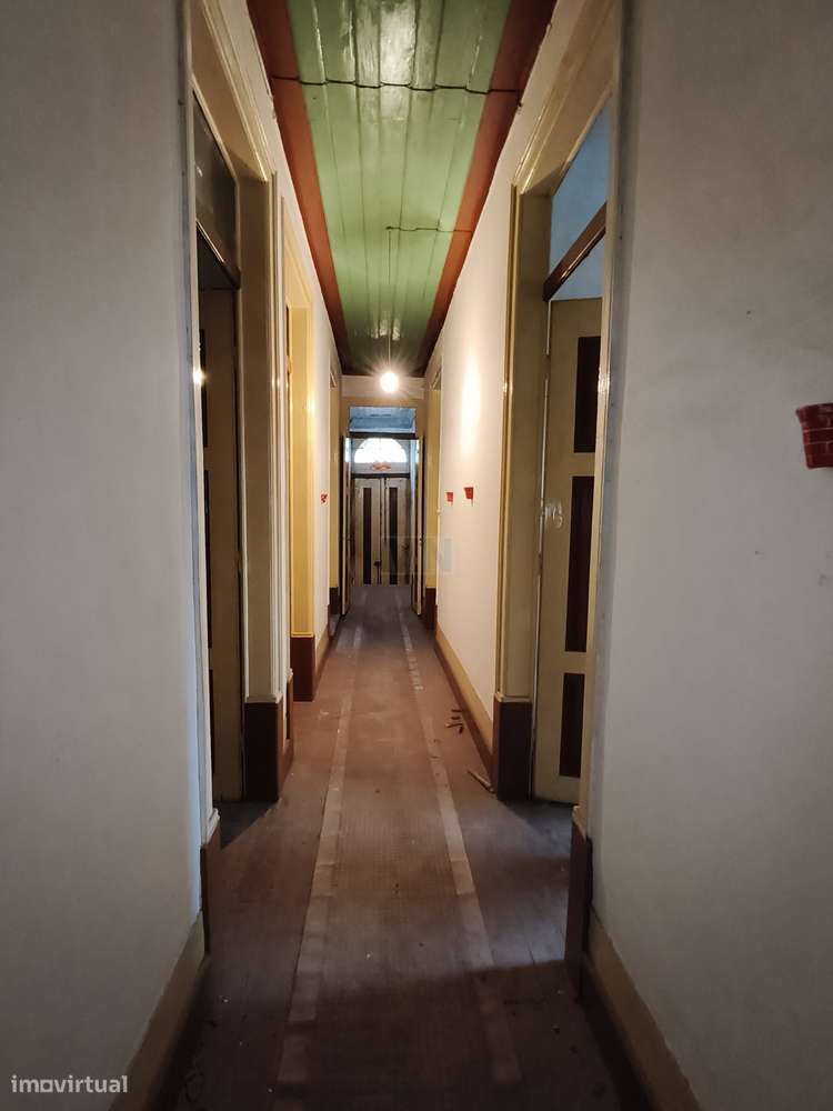 Prédio para Renovação Total-14