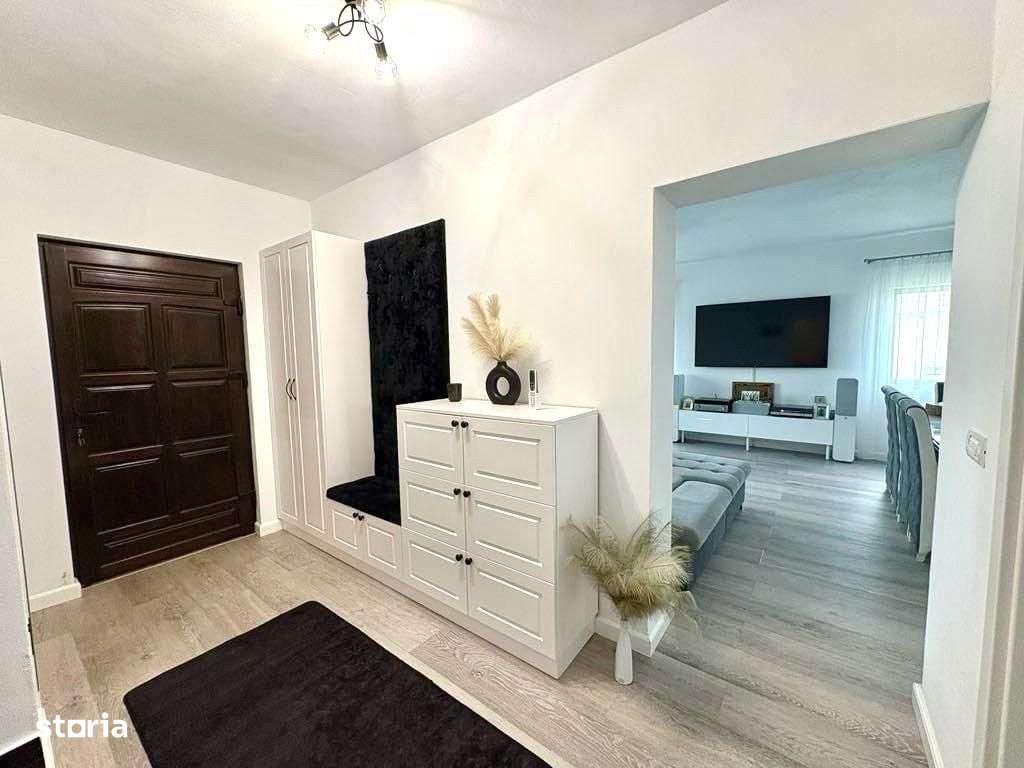 Vila moderna- 4 camere- cu piscina, complet mobilata si utilata - Sag - Imagine principală: 4/9