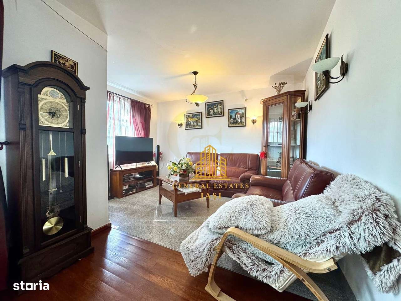 Vânzare Casă în Bucium cu Priveliște Panoramică - Imagine principală: 5/20