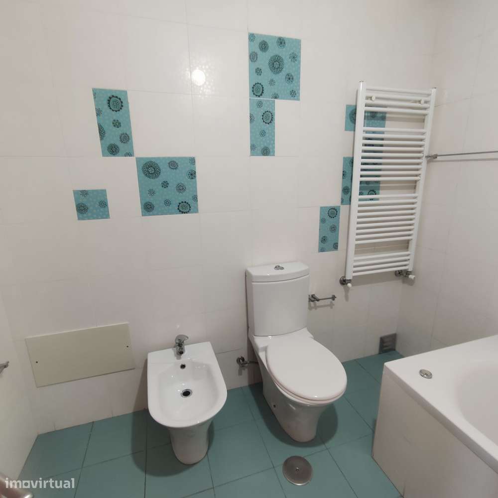 Moradia 4 quartos Box 2 carros - Grande imagem: 5/17