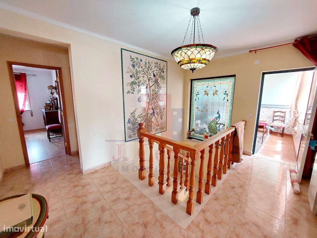 Moradia Geminada T4 com terreno | Entre a Cidade e a Praia-15