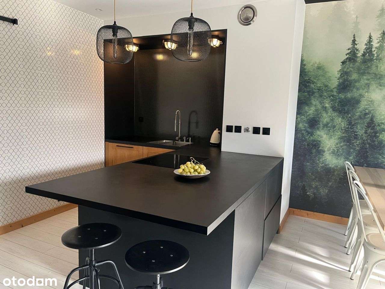 Komfortowe dwukondygnacyjne mieszkanie, ul. Tęczow-5