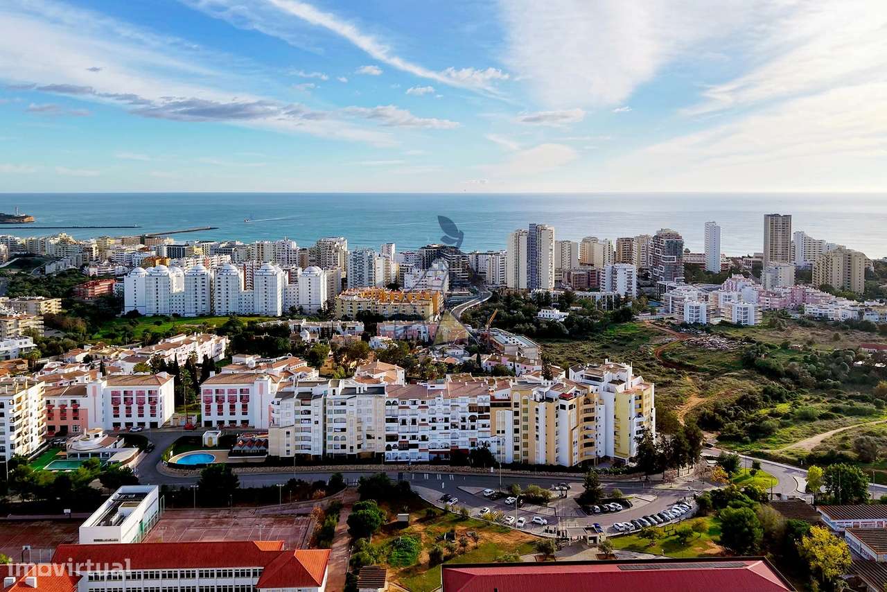 Apartamento T2 virado a Sul , com Garagem na Vila Rosa - Portimão-46