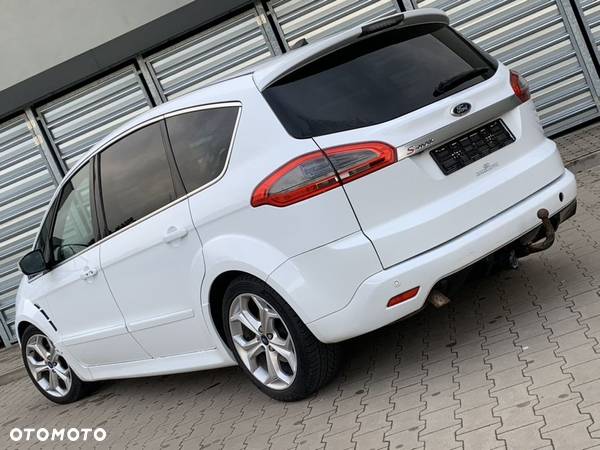 Ford S-Max - 14