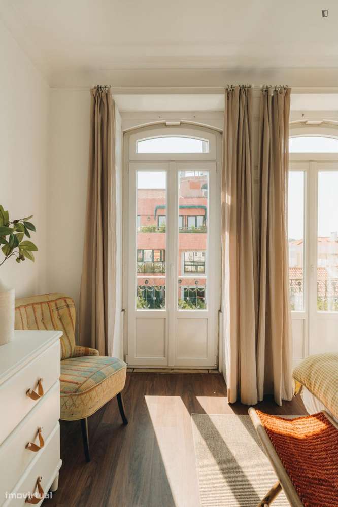 Apartamento com 3 quartos - localizado em Campo de Ourique Lisbon - Grande imagem: 4/8