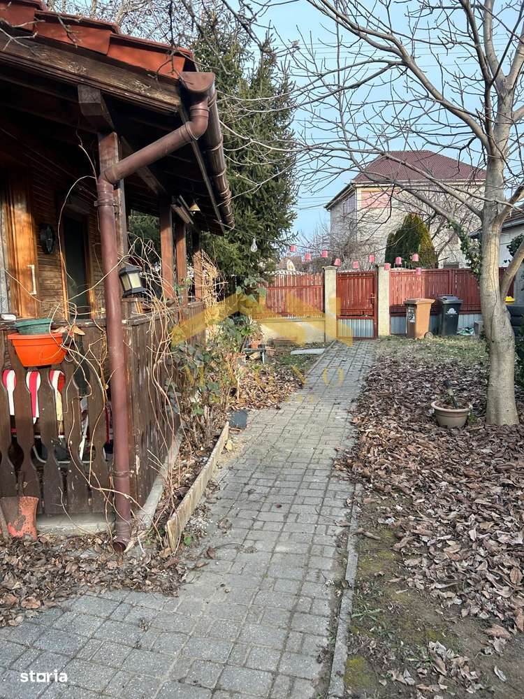 TEREN DE VANZARE CU CASA DE VACANTA IN ZONA MURESEL-2