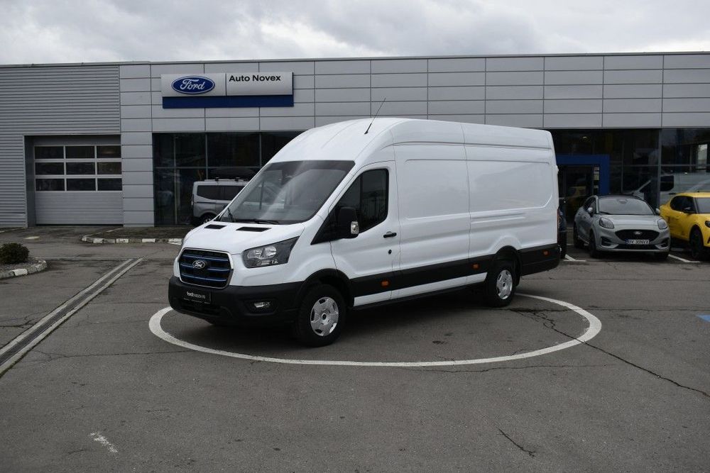 Ford Transit 2025