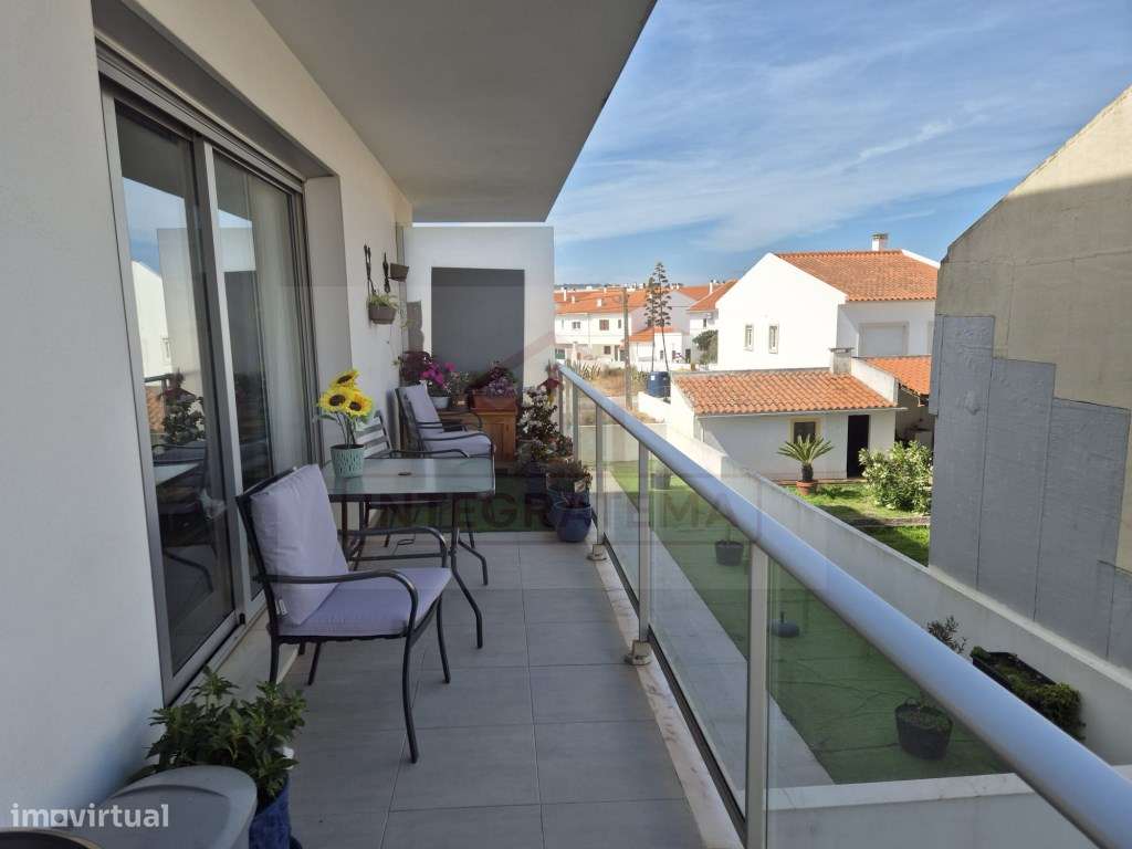 Apartamento T2 a 5 minutos a pé da praia - São Martinho do Porto - Grande imagem: 4/24