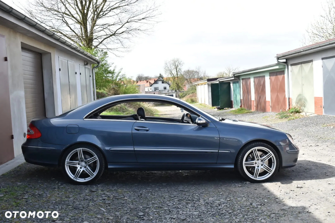 Mercedes-Benz CLK 500 Avantgarde - 4