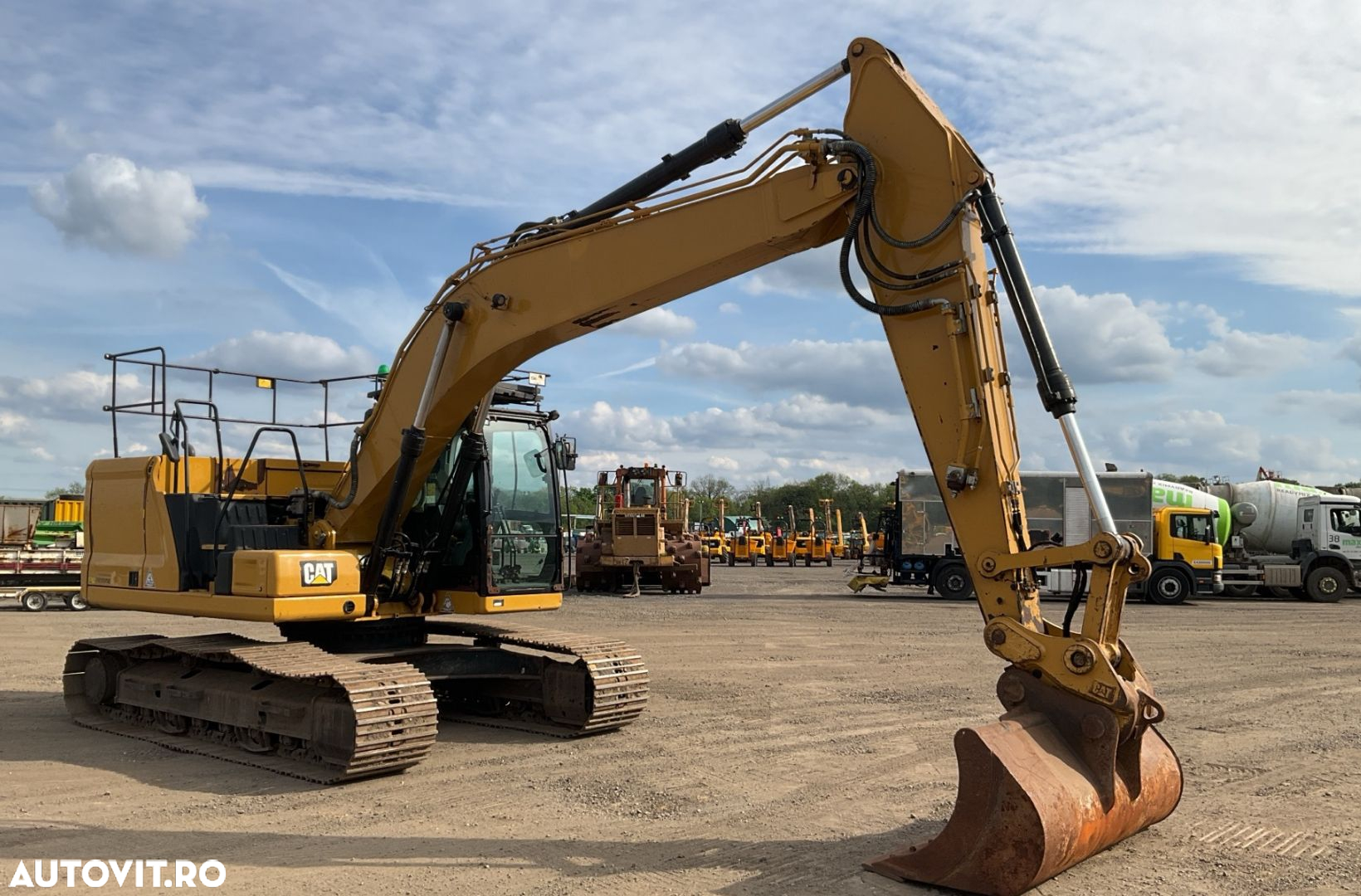 Cat 320GC Excavator - 4