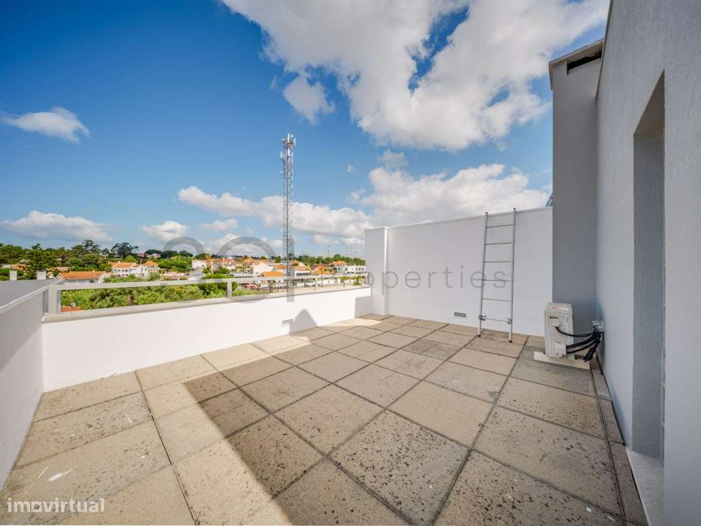 Moradia com piscina nas Quintinhas-41