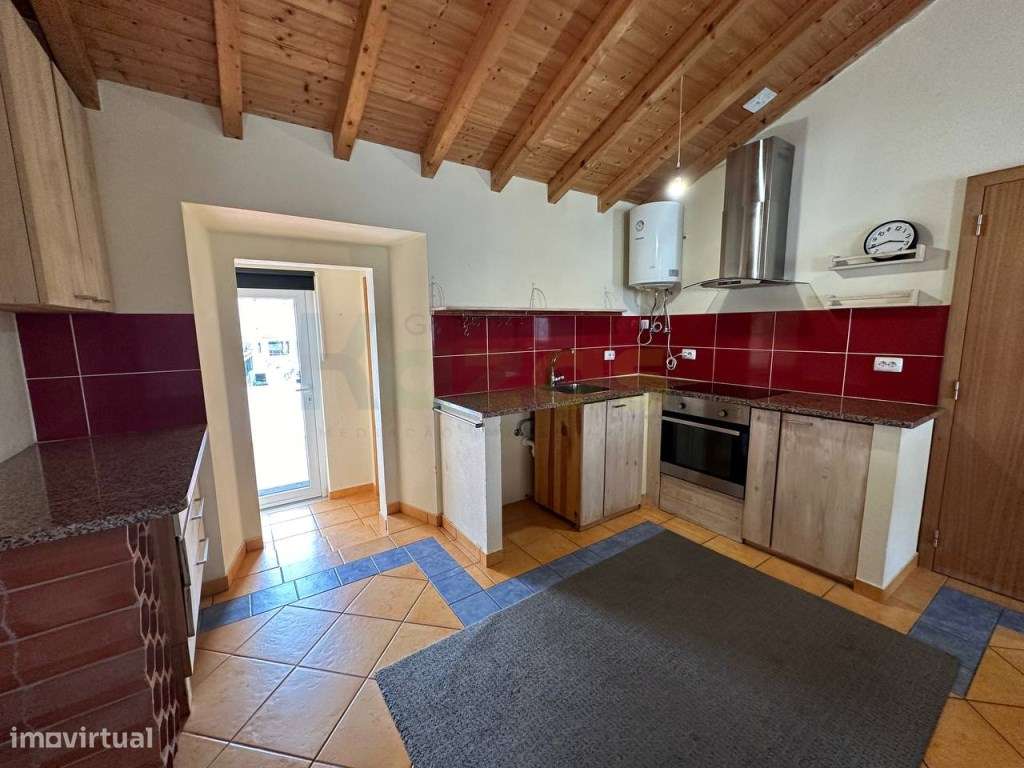 T2 Remodelado com Terraço - Centro de Caldas da Rainha - Grande imagem: 4/11