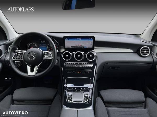 Mercedes-Benz GLC 300 e 4MATIC - 15