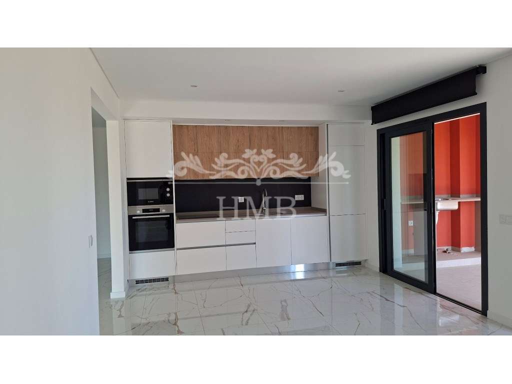 T2+1 no Bonin Village - Oportunidade Única, piscina e garagem na Qu...-17