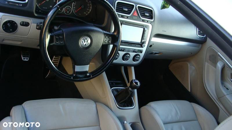 Volkswagen Eos 2.0 TDI DPF White Night - 16