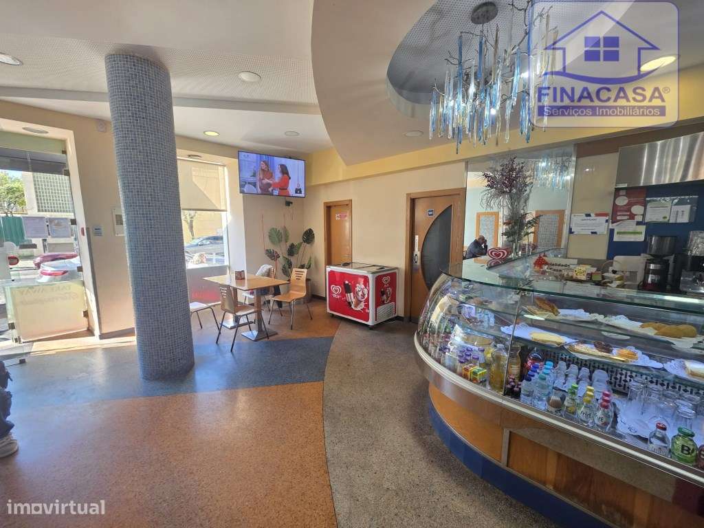 EXCLUSIVO - Oportunidade de Negócio - Trespasse de Snack-Bar / Take...-4