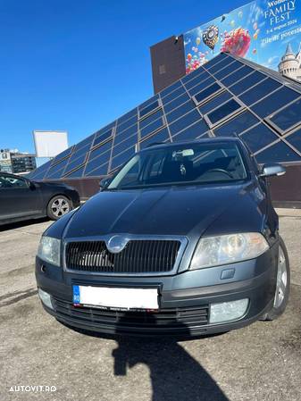 Skoda Octavia - 2