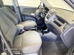 Kia Sportage 2.0 Expedition - 13