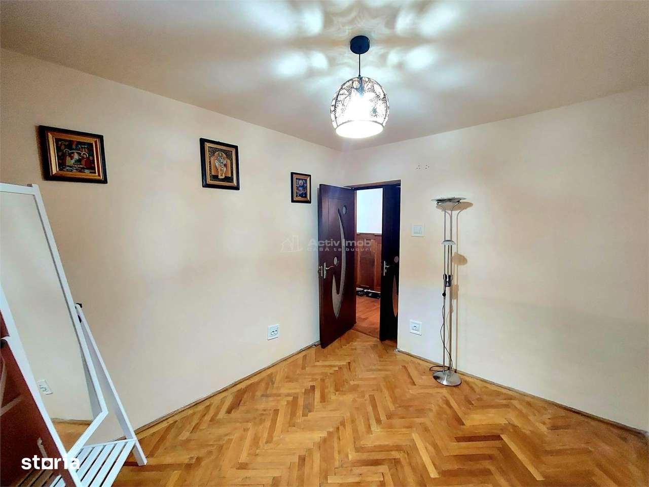 4 camere, 80 mp , etaj 4, zona Balcescu, Aleea Parcului-8