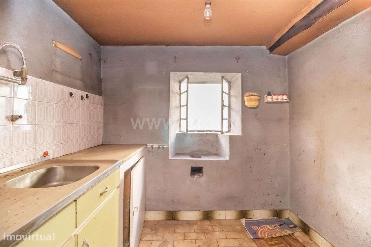 Moradia em Banda T2 / Covilhã, Peso - Grande imagem: 5/20