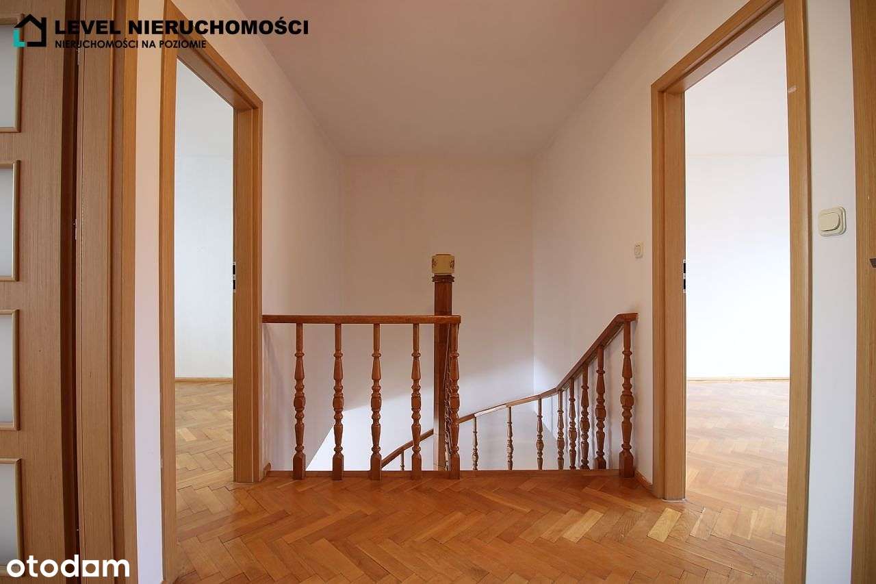 Dom w środku miasta-5