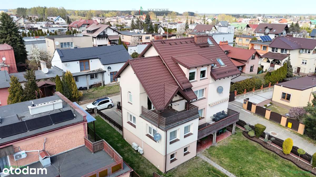 Dom 390 m² z 3 niezależnymi mieszkaniami
