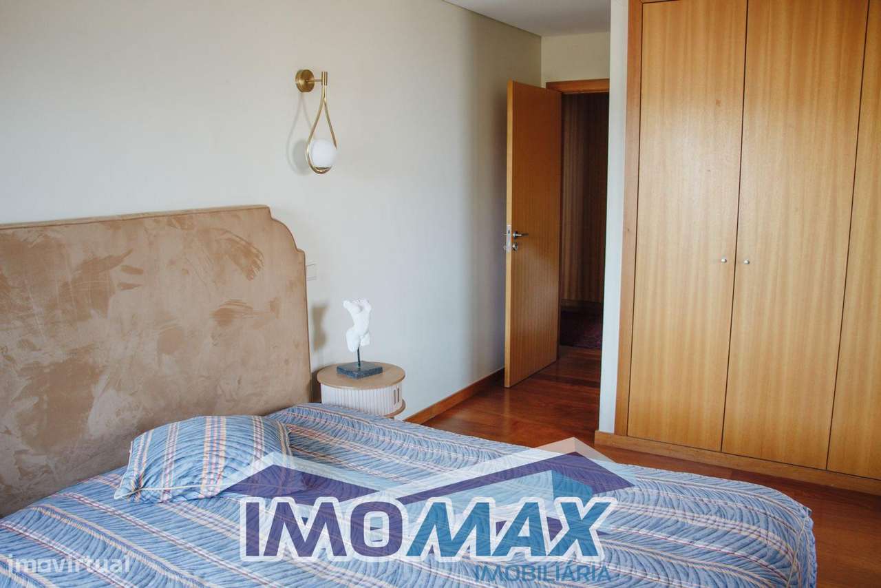 Apartamento T5 Triplex Ameal-31