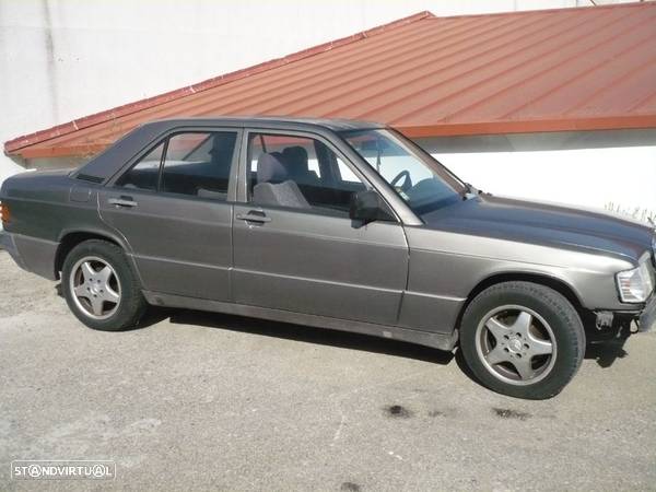 Mercedes 190D ( w201 ) 1989 - Pecas de mecanica e chapa - 1