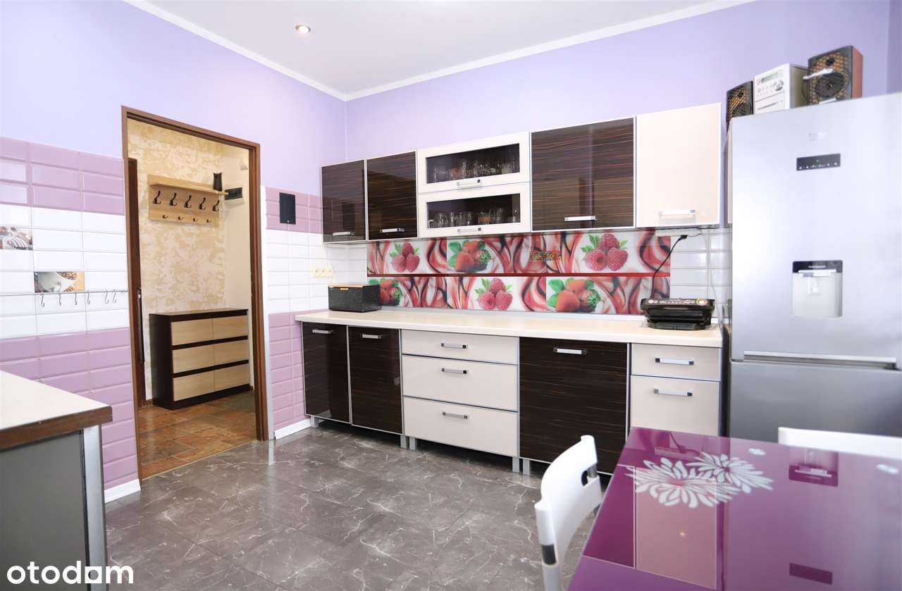 Przestronne trzypokojowe mieszkanie w dogodnej lokalizacji-17