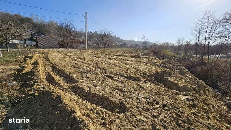 Vand teren Lupoaia - Imagine principală: 4/6