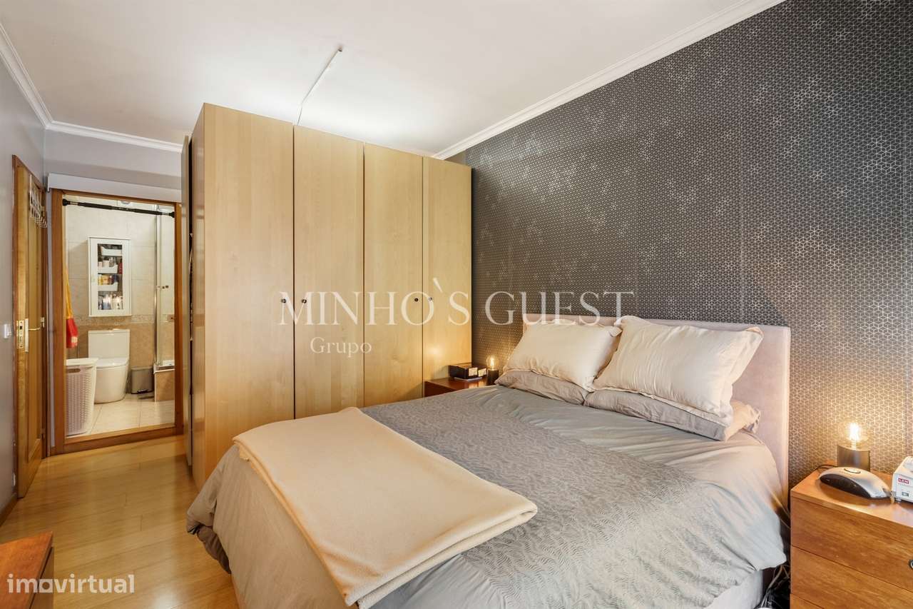 Apartamento T3 c/ varanda, AC e Garagem Fechada - São Vítor, Braga-12