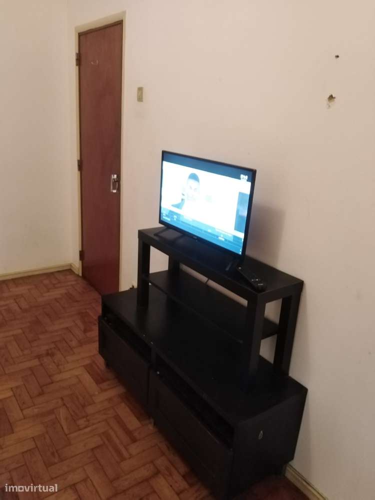 Quarto Casal Moscavide - Grande imagem: 2/4