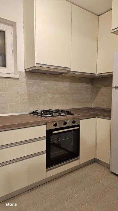 Ultracentral - Inchiriere apartament 4 camere - Str. Bartok Bela - Imagine principală: 4/7