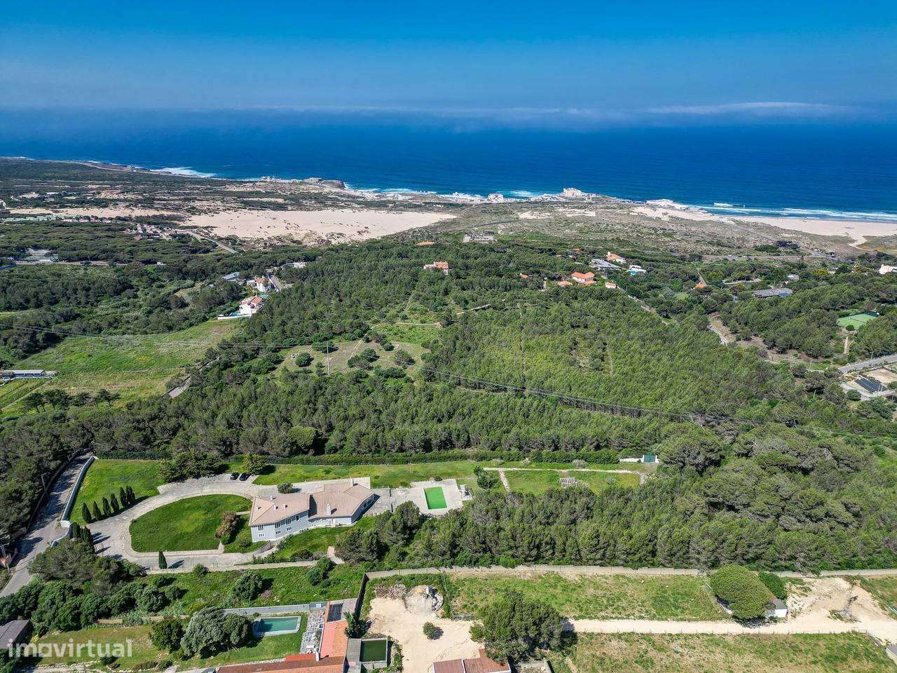 Moradia Privada com Terreno Excecional em Cascais-9