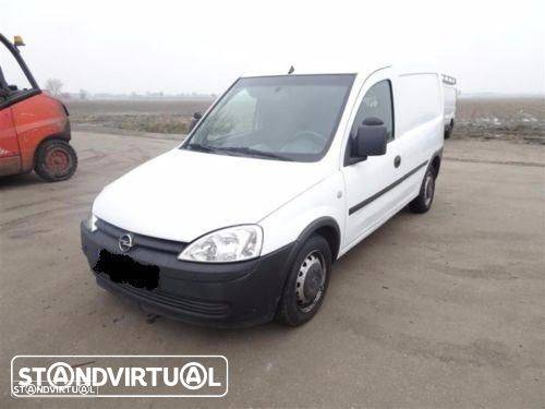 Opel Combo de 2004 para peças - 1