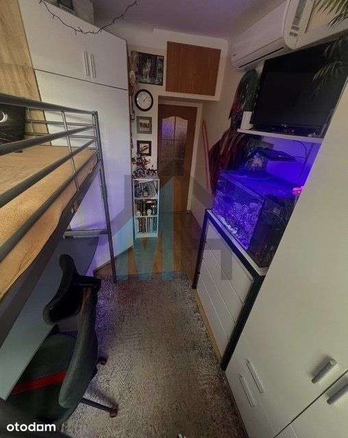 Metro!2 pokoje z balkonem, Cegła, niski budynek!-7