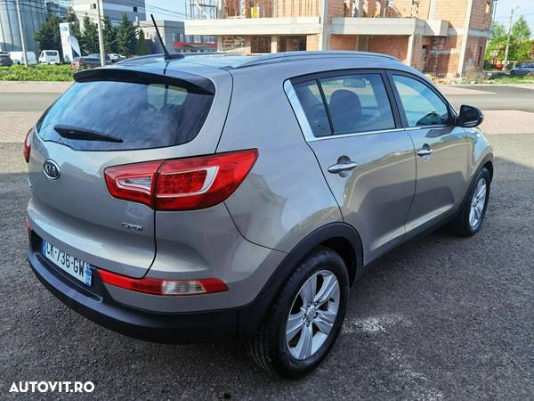 Kia Sportage 1.7 CRDI 2WD Vision - 3