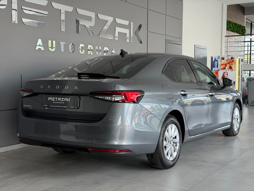 Skoda Superb Essence DSG Salon Polska FV235