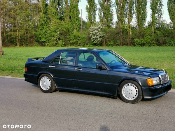 Mercedes-Benz W201 (190) - 11