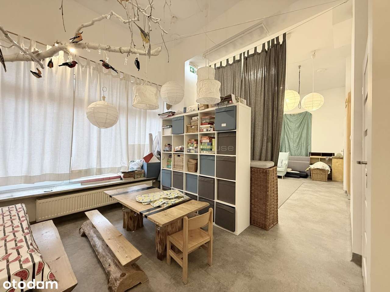 Przestronny lokal z witrynami, 5 min Metro Kabaty-5