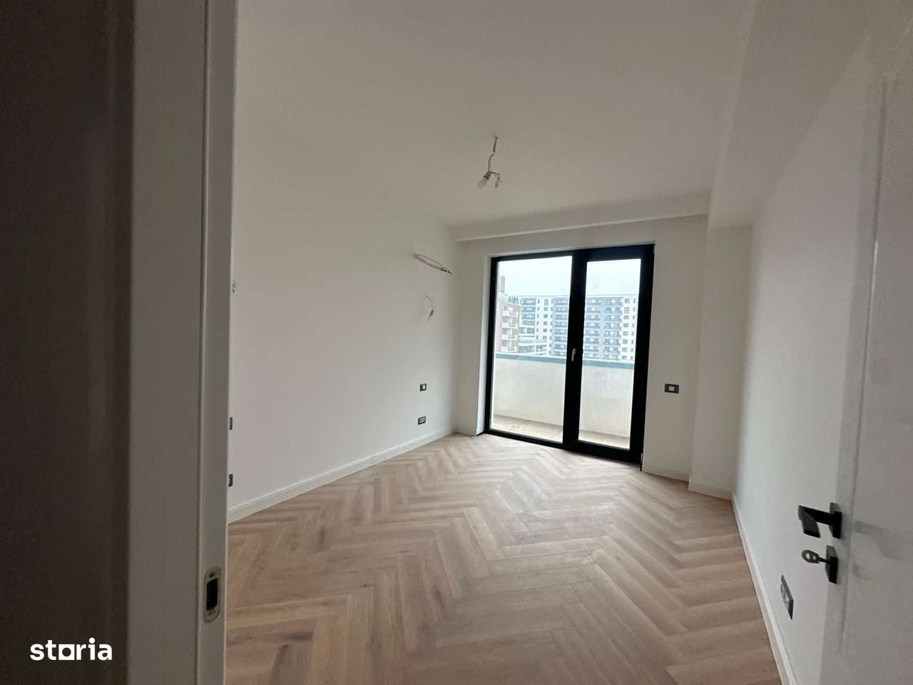 SUPER DEAL VÂNZARE 4 CAMERE ZONA PIPERA ROND OMV-6