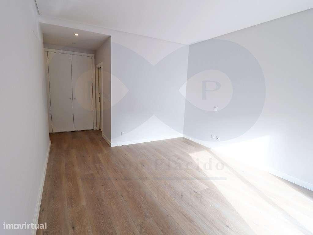 T4 CONSTRUÇÃO NOVA com terraço e garagem em Colinas do Cruzeiro - O...-29