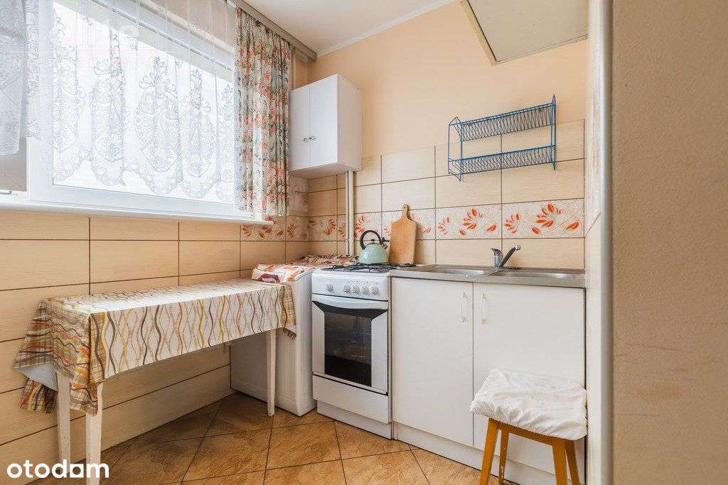 Police kawalerka na 8 piętrze z widokiem na las - Pełny obrazek: 4/10