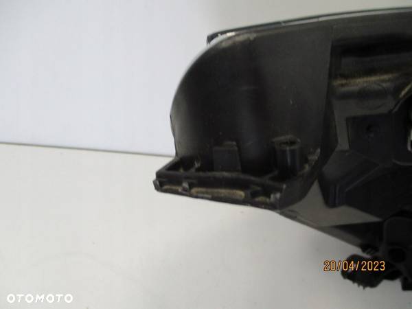 Lampa LEWA RENAULT SCENIC III ANGLIK - 6