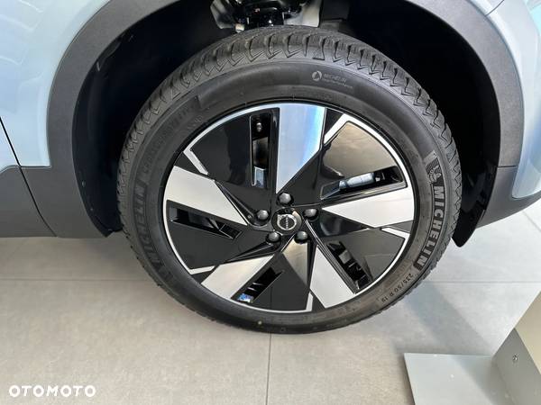 Volvo XC 40 - 5