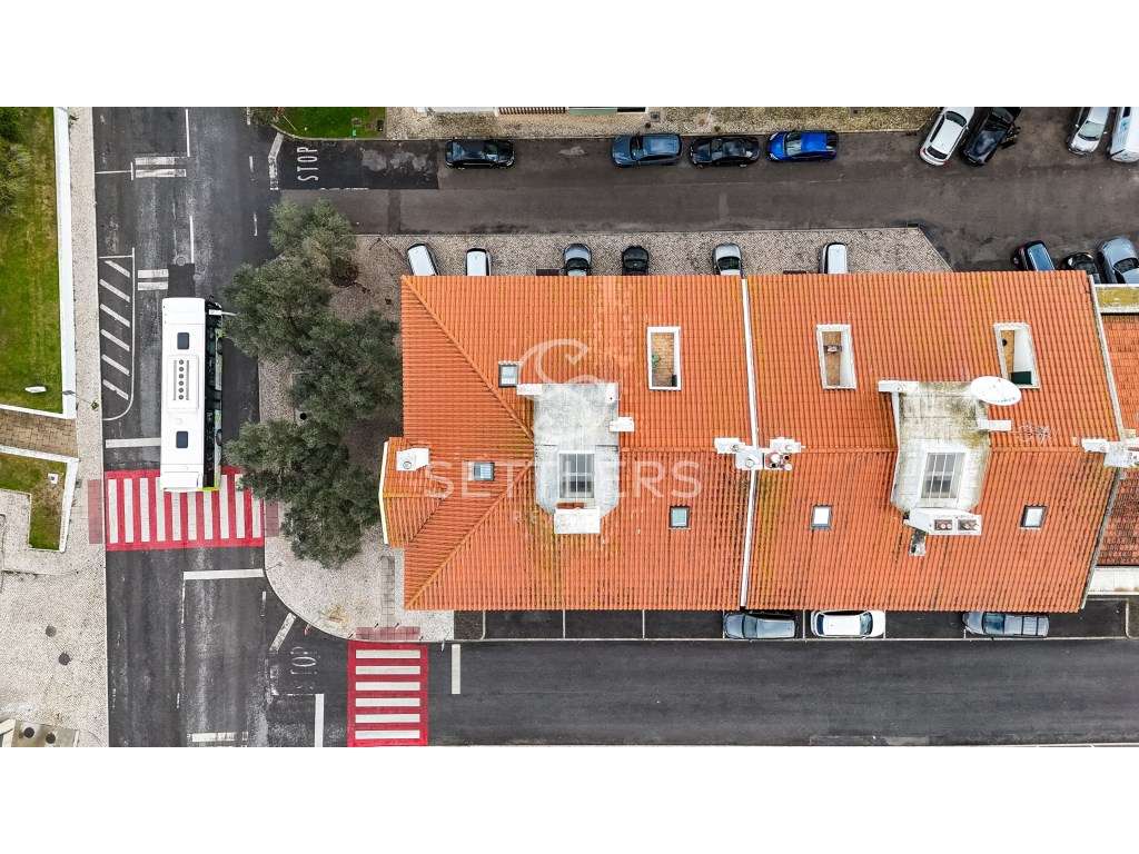 Apartamento T2+1 - Parede-44