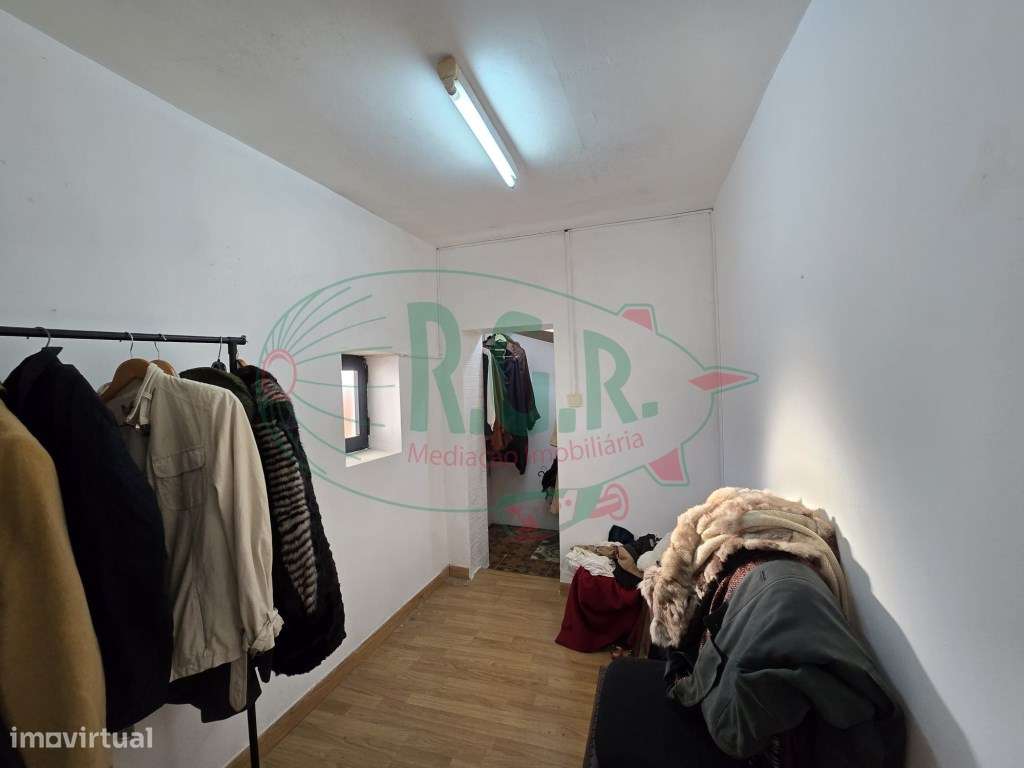 MORADIA T2 VISTAS RIO E PORTO-11